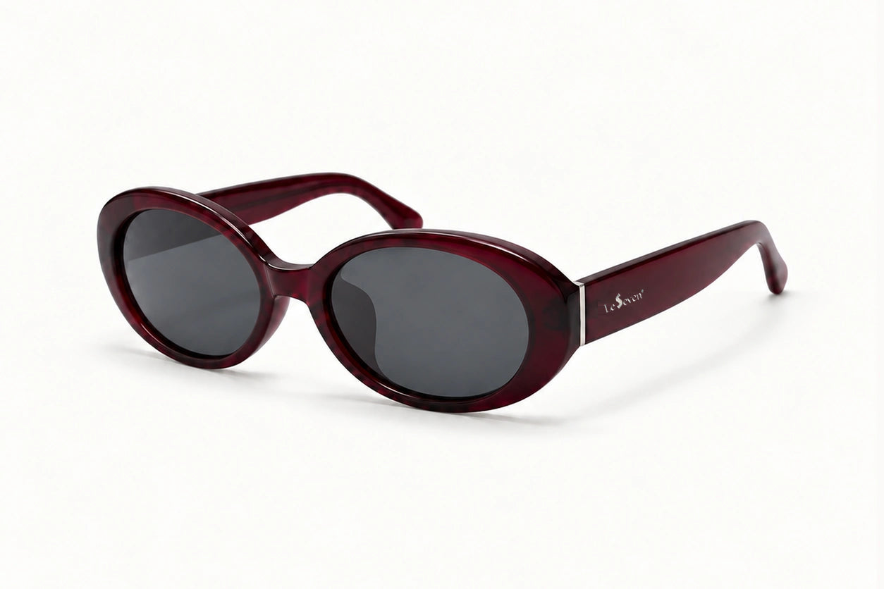 Riva Ancora Red, three-quarter product view