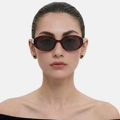 Model wearing Riva Ancora Red oval polarized sunglasses, front view